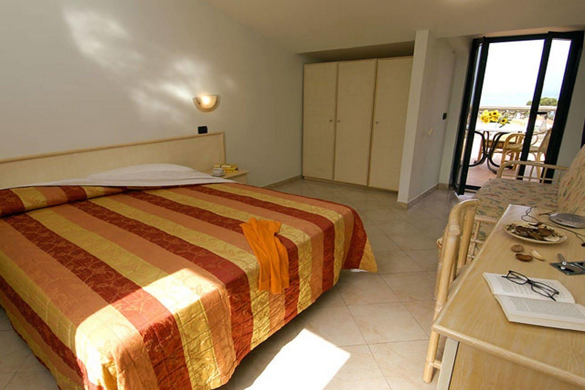 Hotel Eden Sorrent Exterior foto